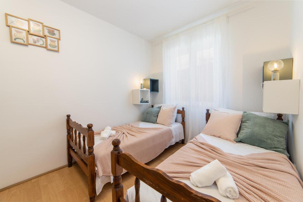 Apartman Porto プロチェ エクステリア 写真