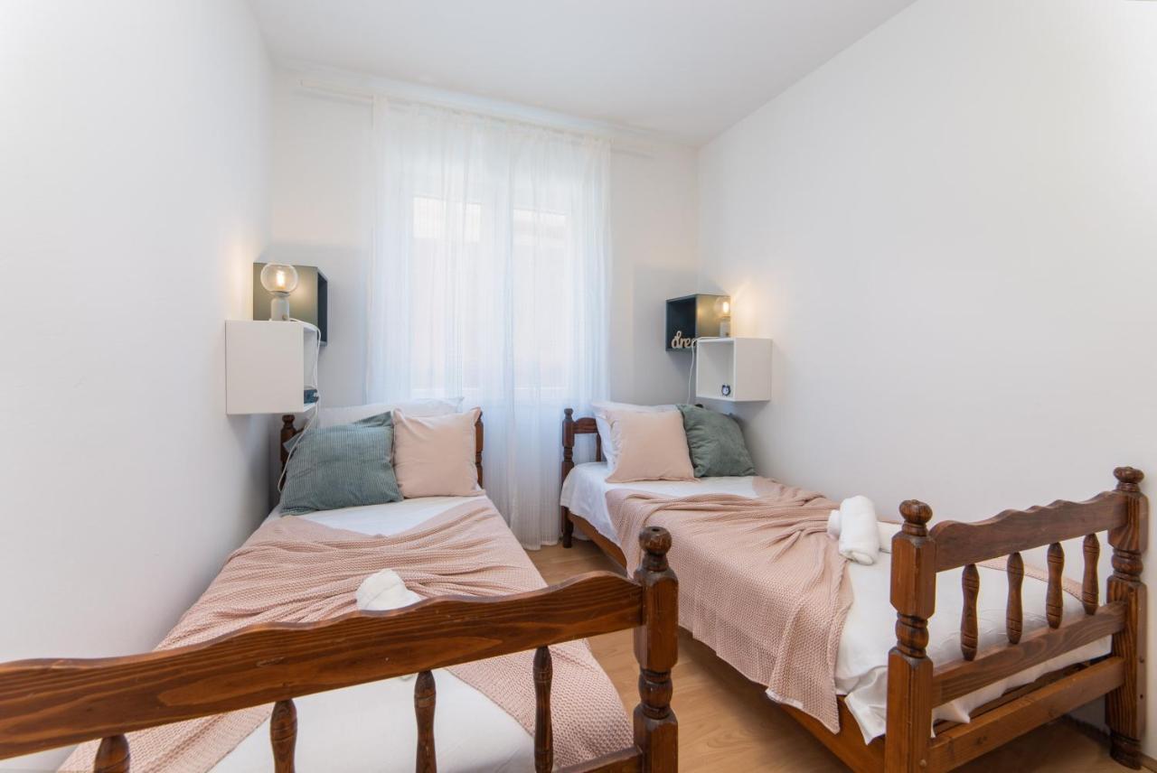 Apartman Porto プロチェ エクステリア 写真